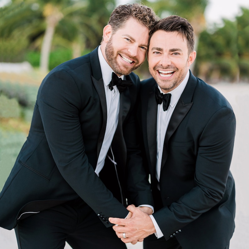 Our Ring by Jaymes & Jonathan Men's Diamond Wedding Band 1/2 ct tw Round-cut White Gold Plated