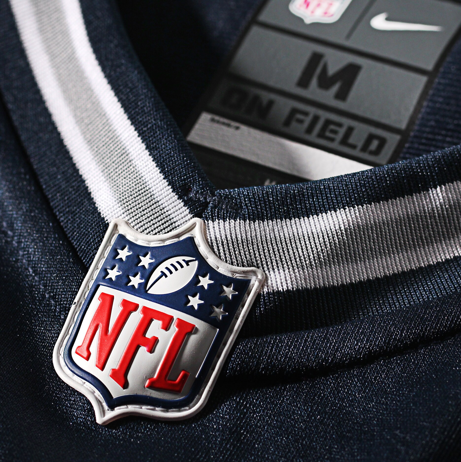 Leighton Vander Esch Dallas Cowboys  Game Player Jersey - Navy